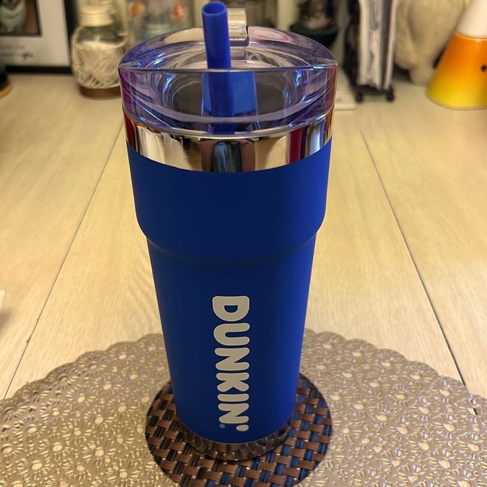 Dunkin’ Donuts 24oz Travel Tumbler